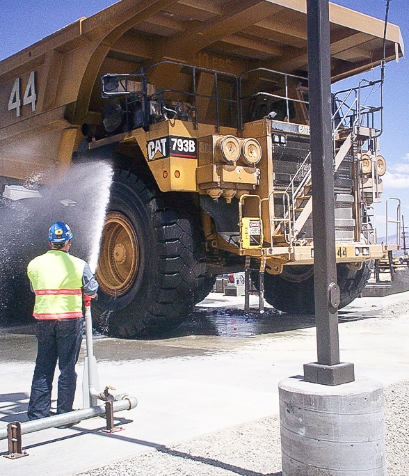 Industrial robotic wash system on standby