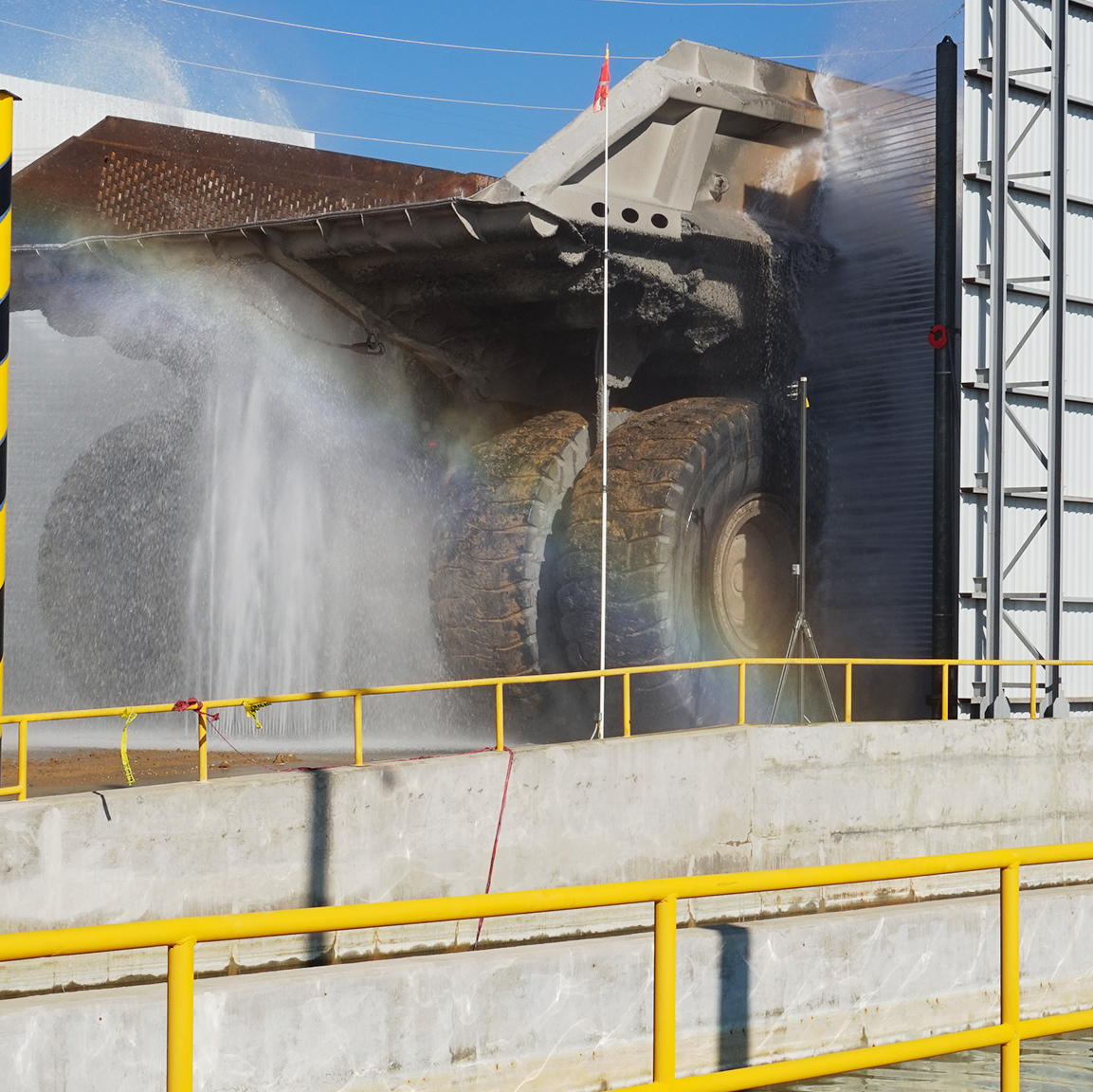 Haul Truck Chassis Wash, Buenavista del Cobre Mine Site